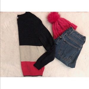 GAP crew neck sweater